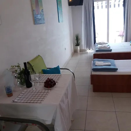 Apartment Boris Omis